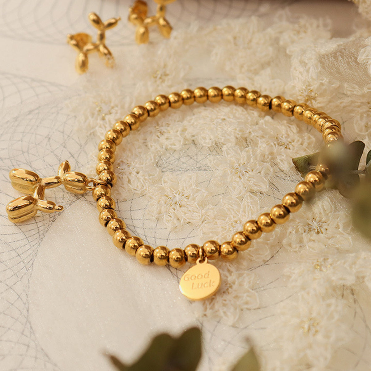 Good Luck Ballon Puppy Charm Gold Bracelet