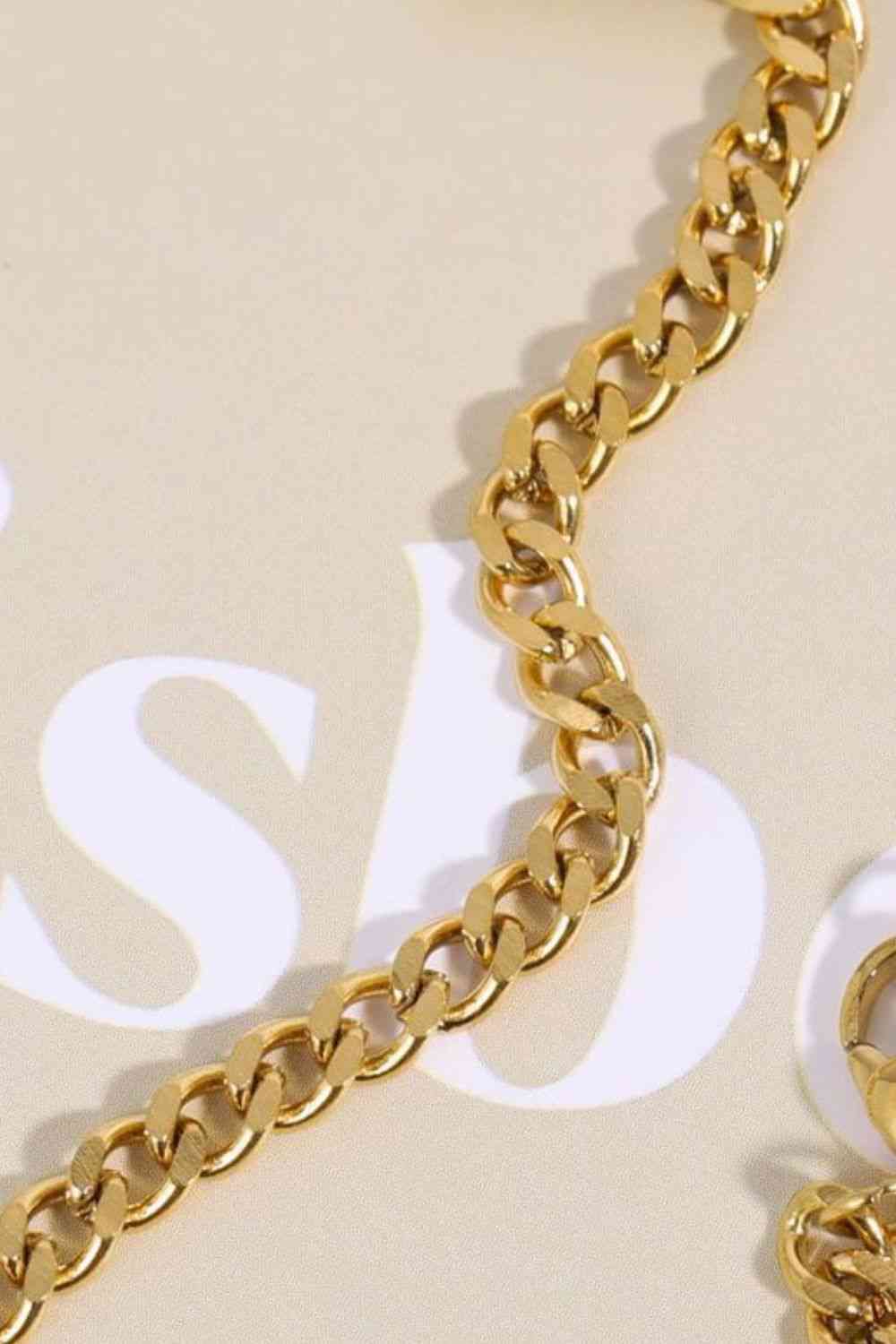 Beauty Curb Rhinestone Gold Necklace - Que Joyitas