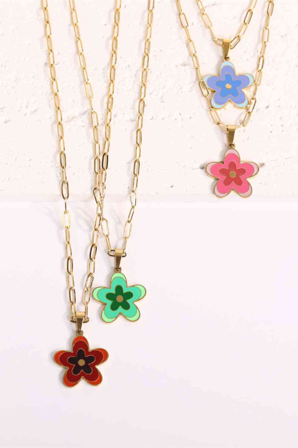 Flower Pendant Stainless Steel Necklace - Que Joyitas