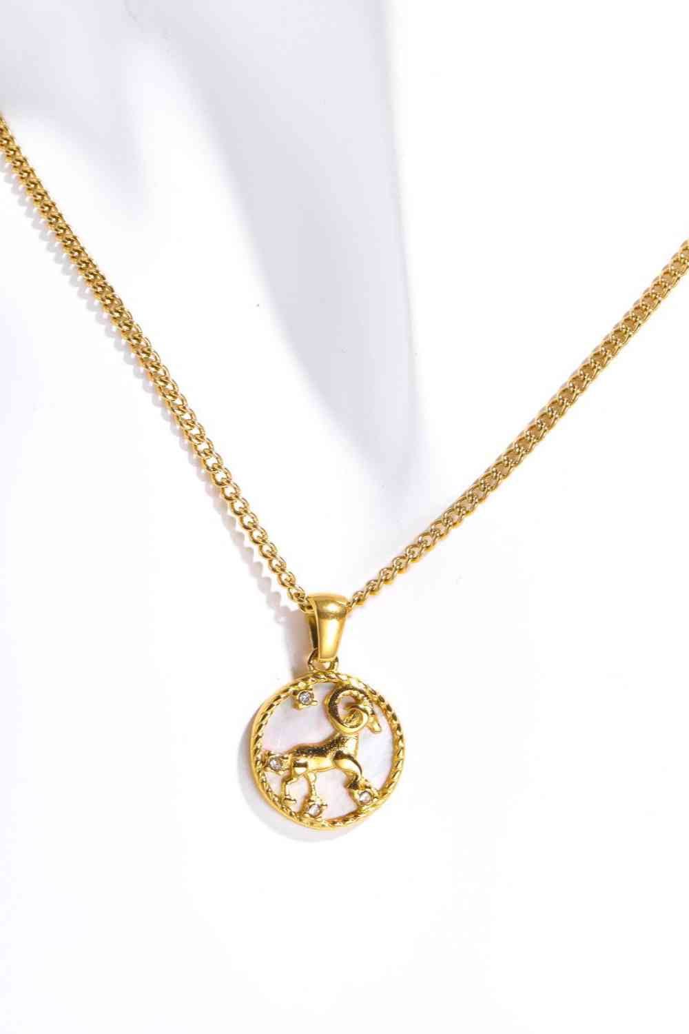 Pearl Zodiac Necklace - Que Joyitas