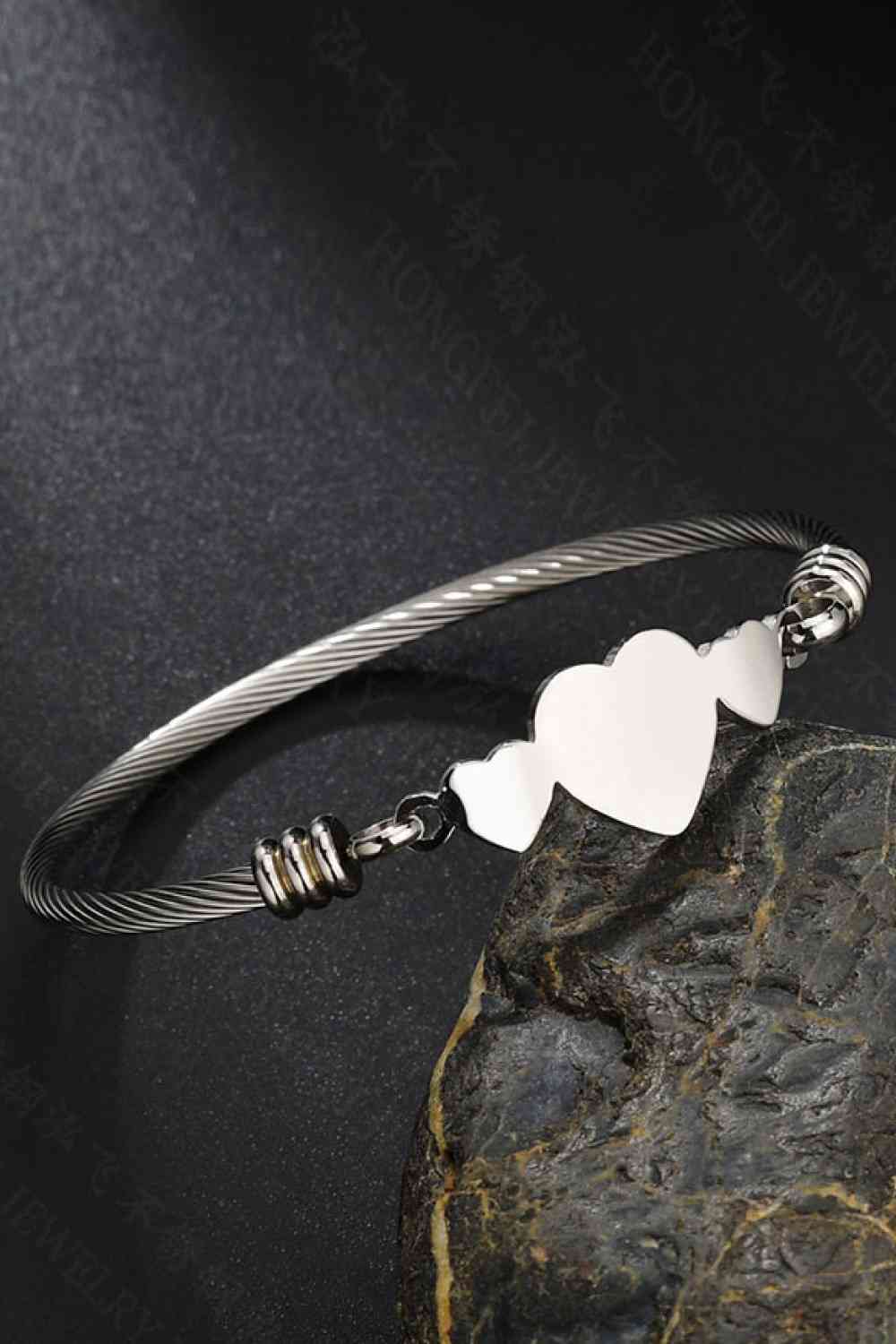 Triple Heart Stainless Steel Bracelet - Que Joyitas