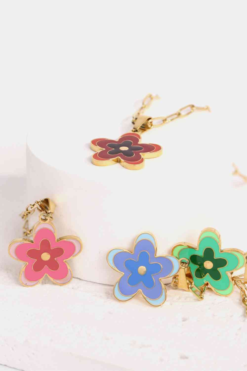 Flower Pendant Stainless Steel Necklace - Que Joyitas