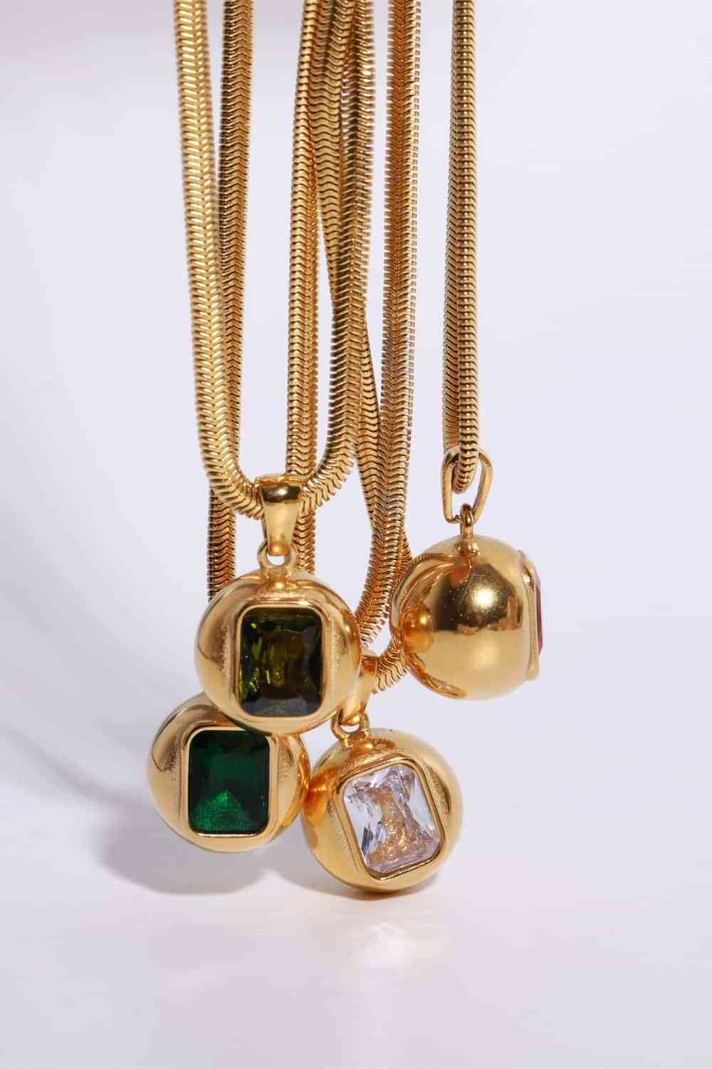 Avery Geometrical Pendant Necklace - Que Joyitas