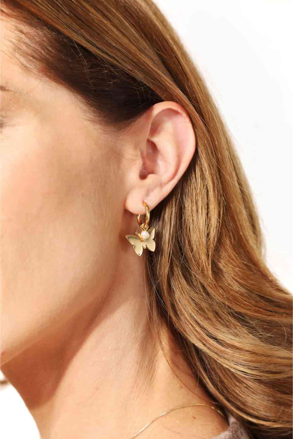 Butterfly Huggie Drop Earrings - Que Joyitas