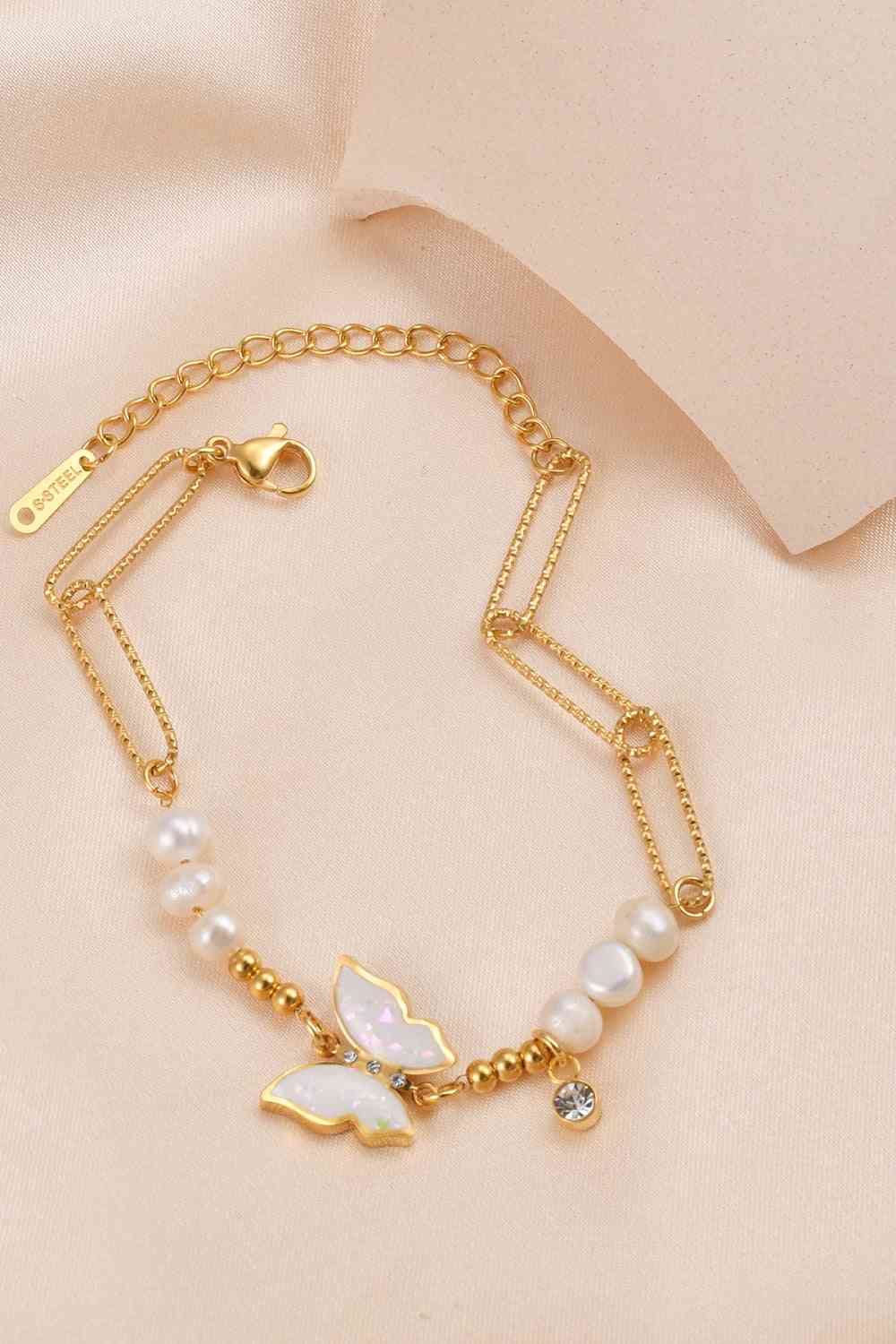 Pearl Butterfly Chain Bracelet - Que Joyitas