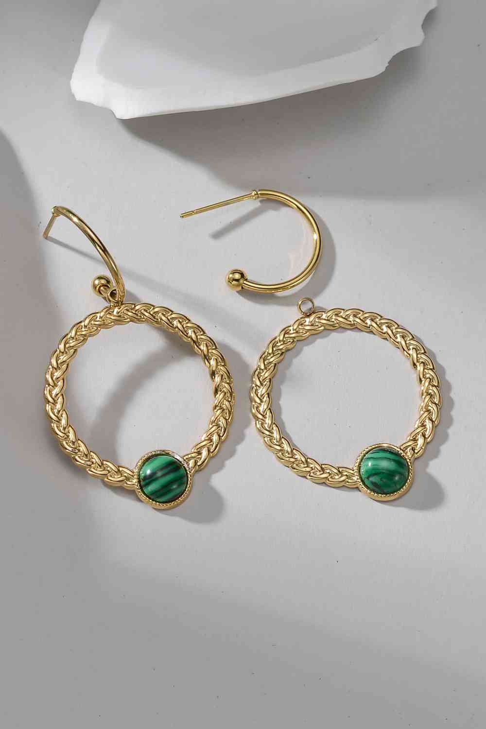 Malachite Gold Plated C-Hoop Earrings - Que Joyitas