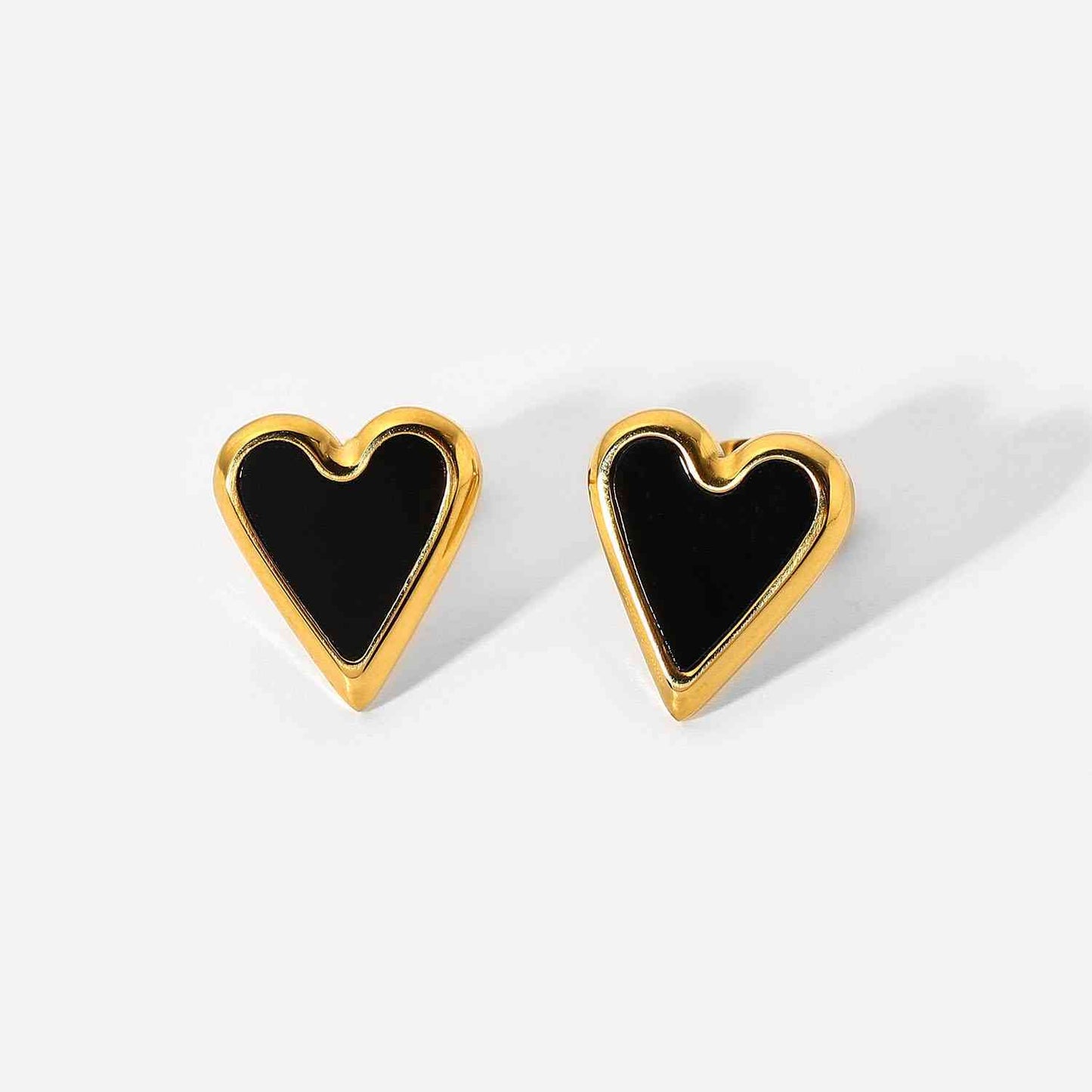 Heart Black & White Stud Earrings - Que Joyitas