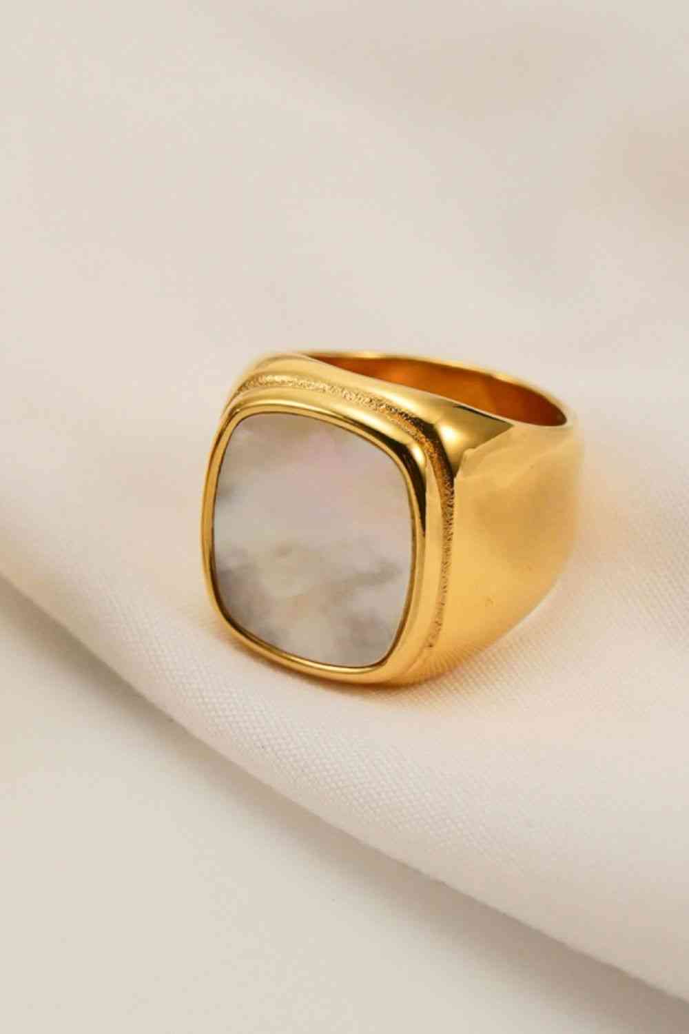 Bold Shell 18K Gold-Plated Ring - Que Joyitas