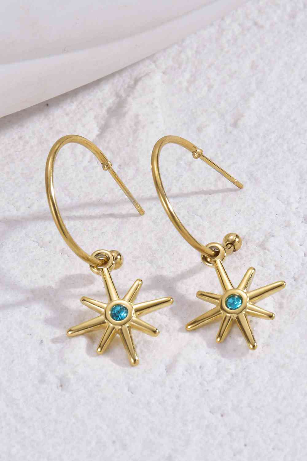 Retro Blue Star C-Hoop Drop Earrings - Que Joyitas