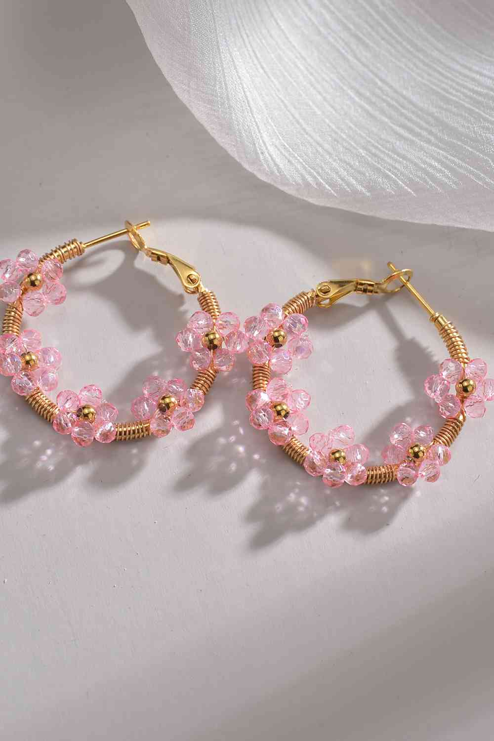 Flower Beaded Hoop Earrings - Que Joyitas