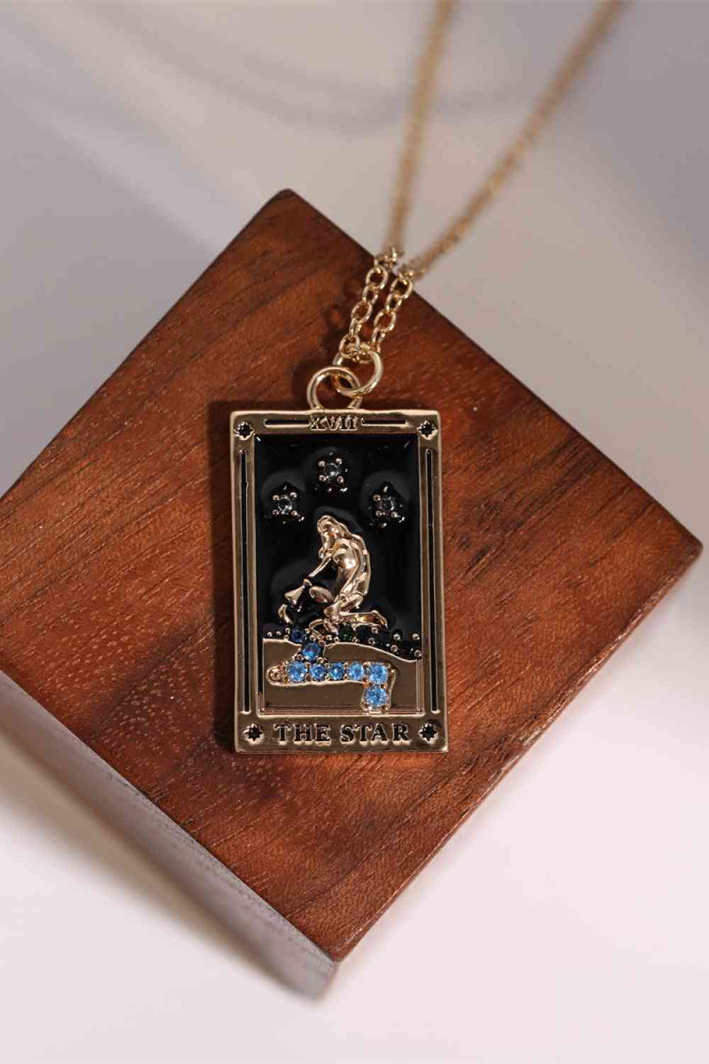 Tarot Card Lover Necklace - Que Joyitas