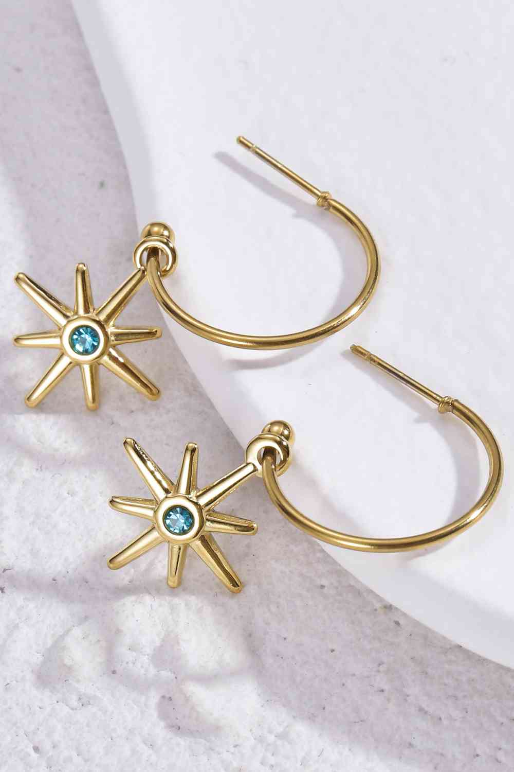 Retro Blue Star C-Hoop Drop Earrings - Que Joyitas