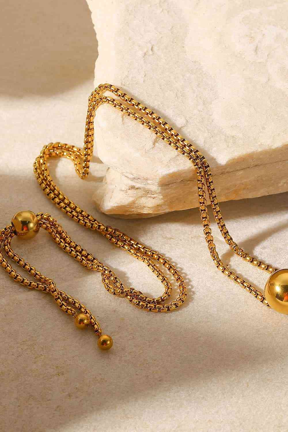 Thianna Ball Gold Necklace - Que Joyitas