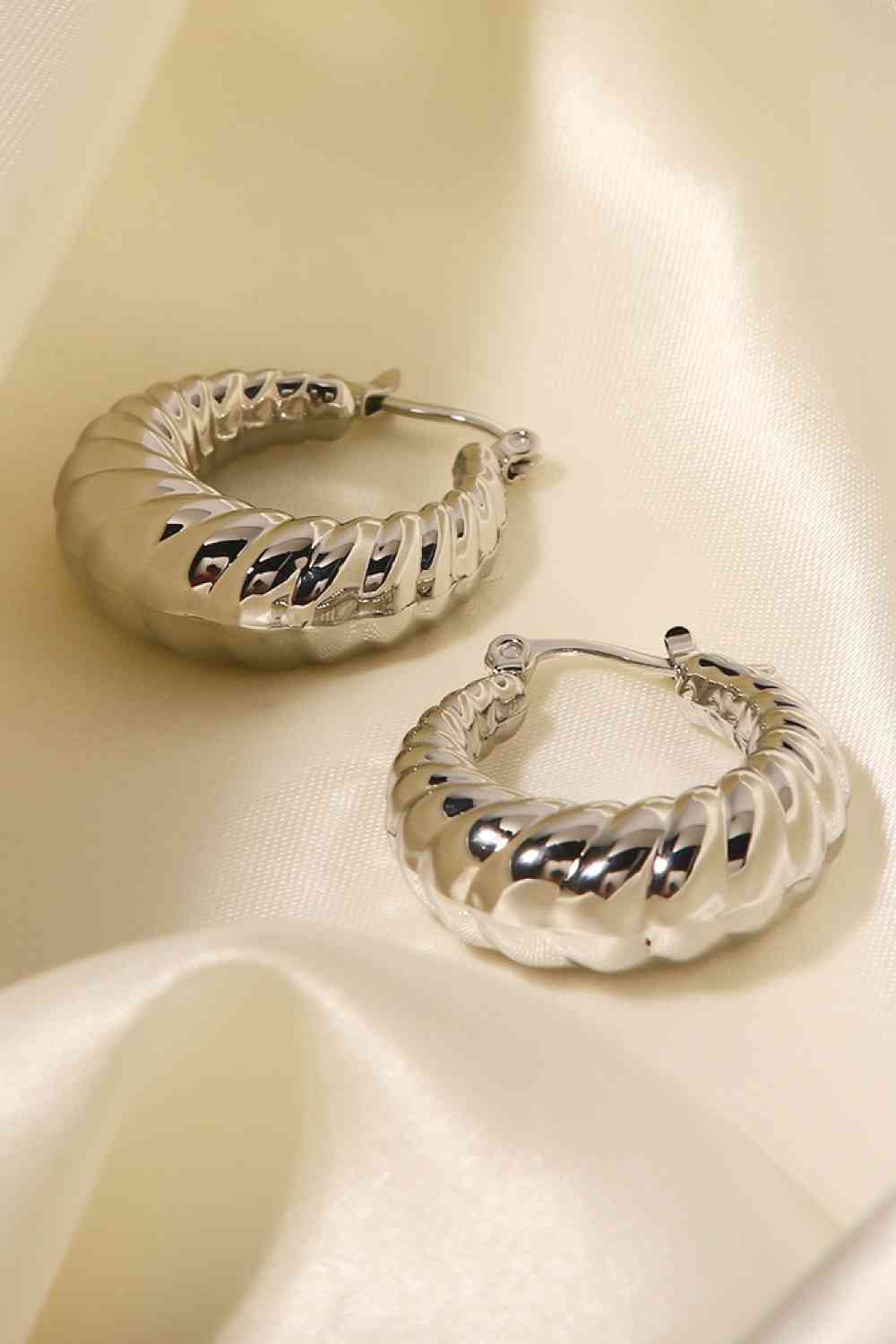 Danna Silver Hoop Earrings - Que Joyitas