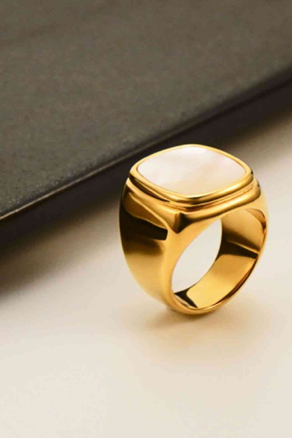 Bold Shell 18K Gold-Plated Ring - Que Joyitas